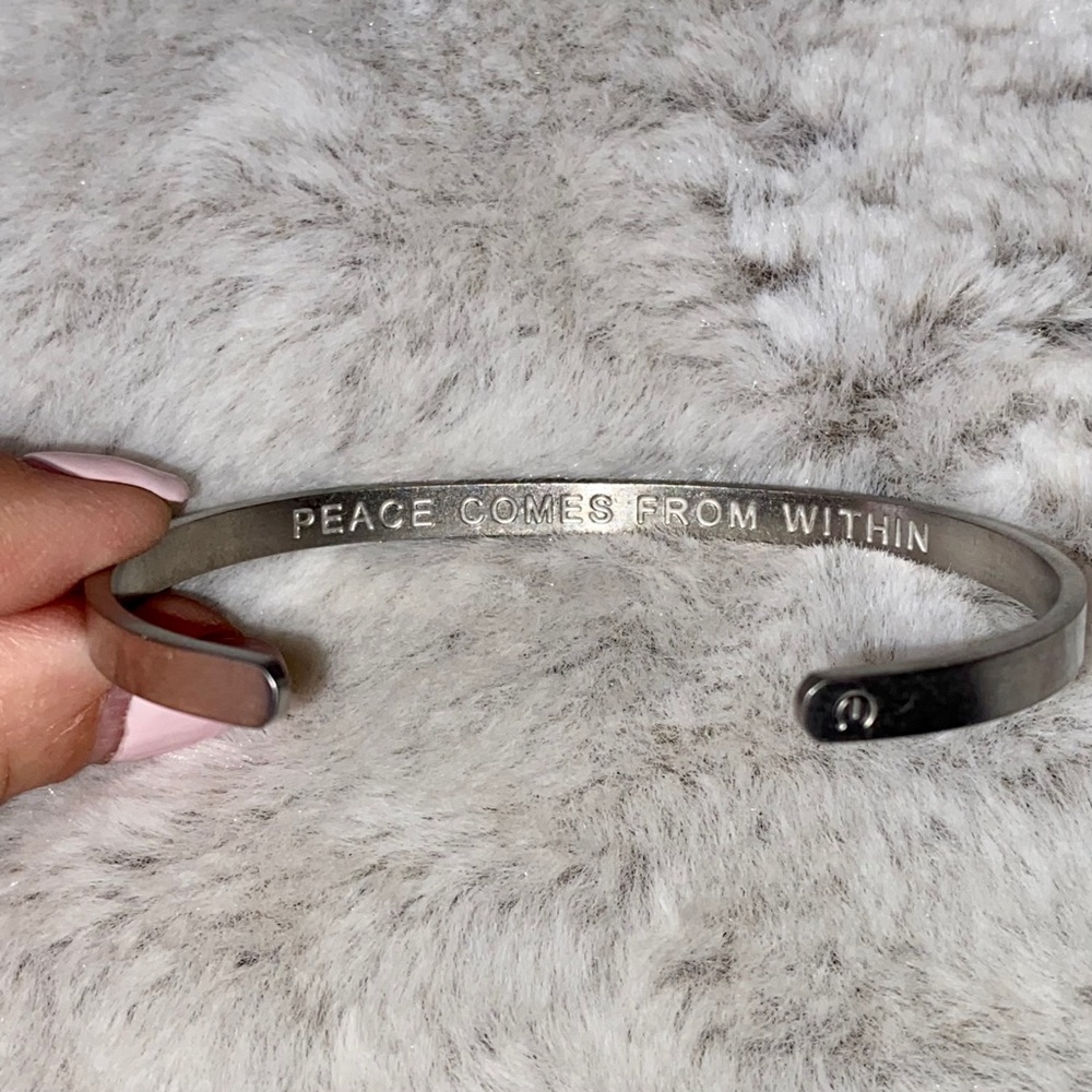 MantraBand Bold Bracelet: Peace Comes From Within - Picture 2 of 7